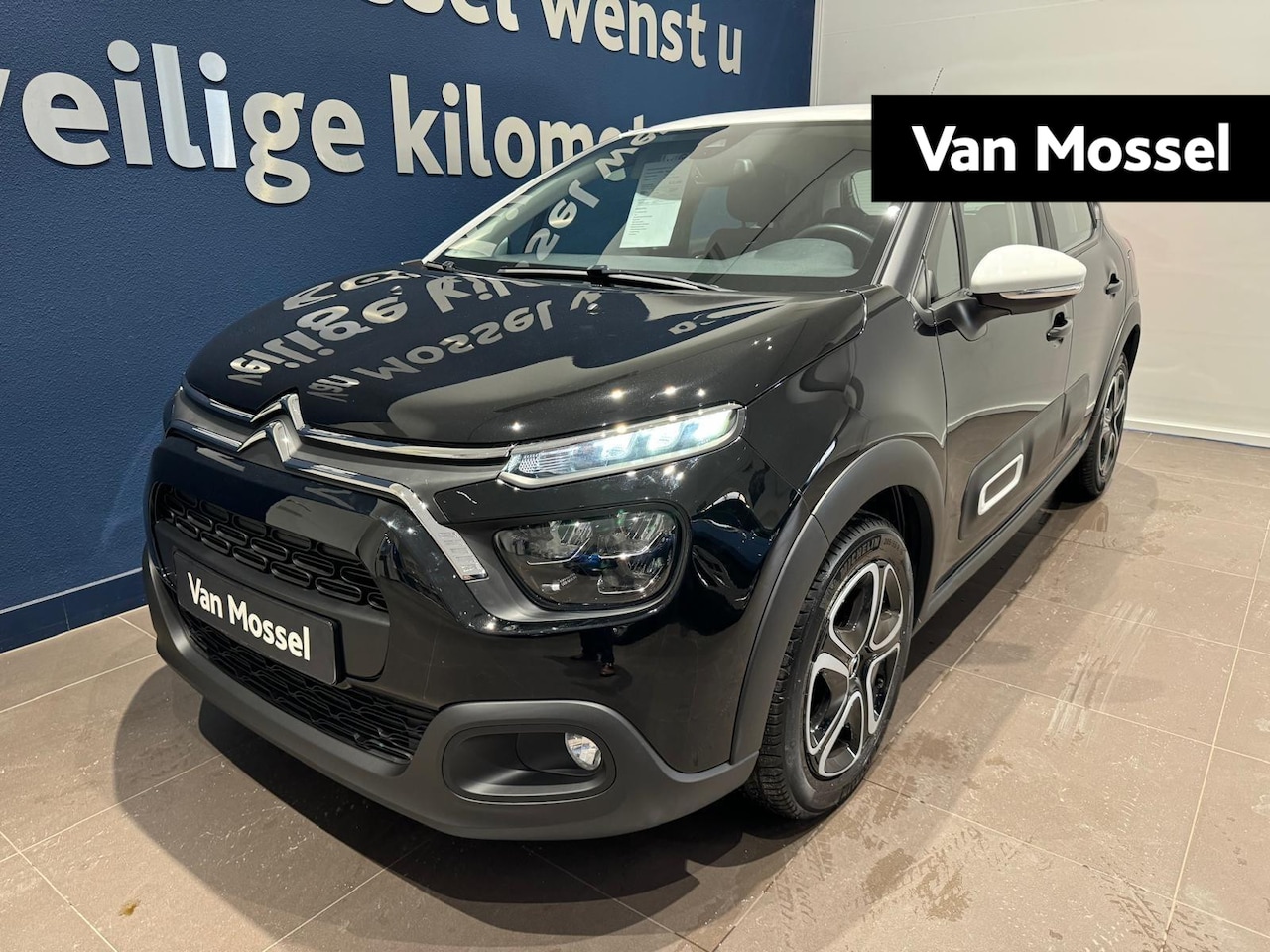 Citroën C3 - 1.2 PureTech Saint James - AutoWereld.nl