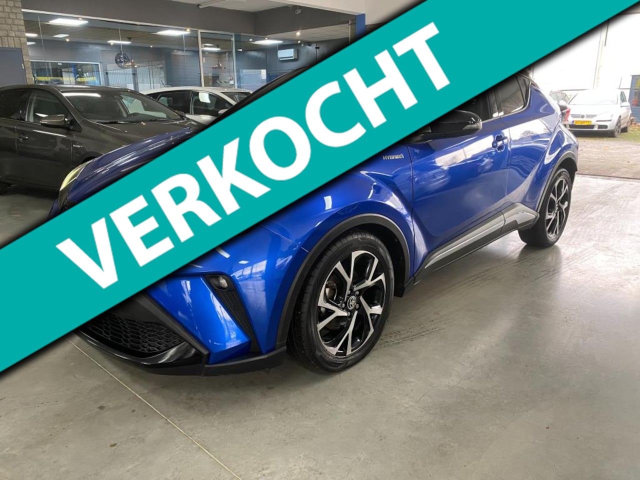 Toyota C-HR - 1.8 Hybrid Bi-Tone 1.8 Hybrid Bi-Tone - AutoWereld.nl