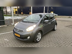 Kia Venga - 1.6 CVVT X-tra dealer-onderhouden /pano-schuifdak / trekhaak / ecc / cr-control