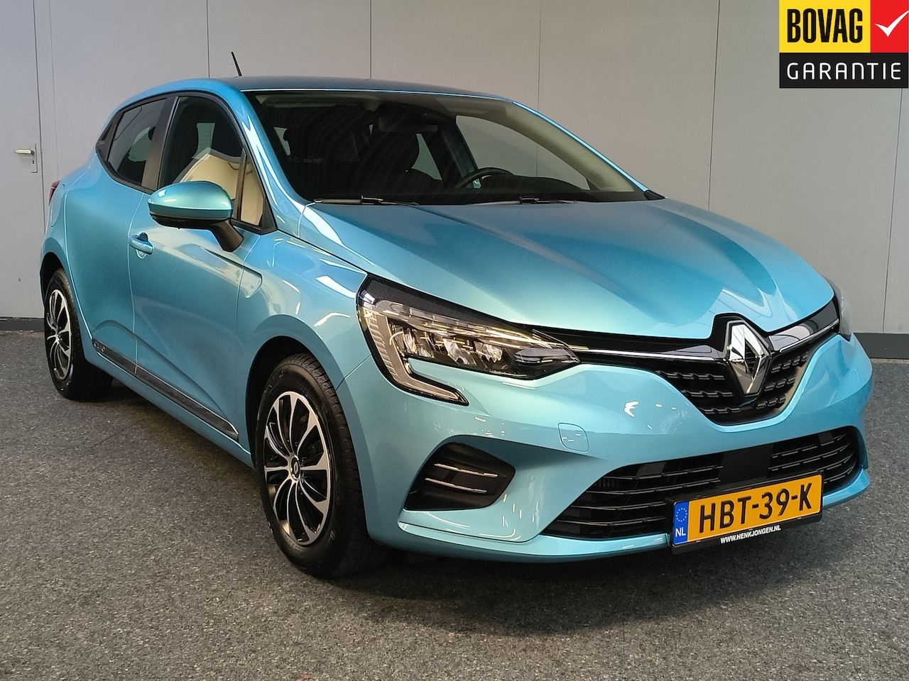 Renault Clio - 1.0 TCe 90 Equilibre uit 2022 Rijklaar + 12 maanden Bovag-garantie Henk Jongen Auto's in H - AutoWereld.nl