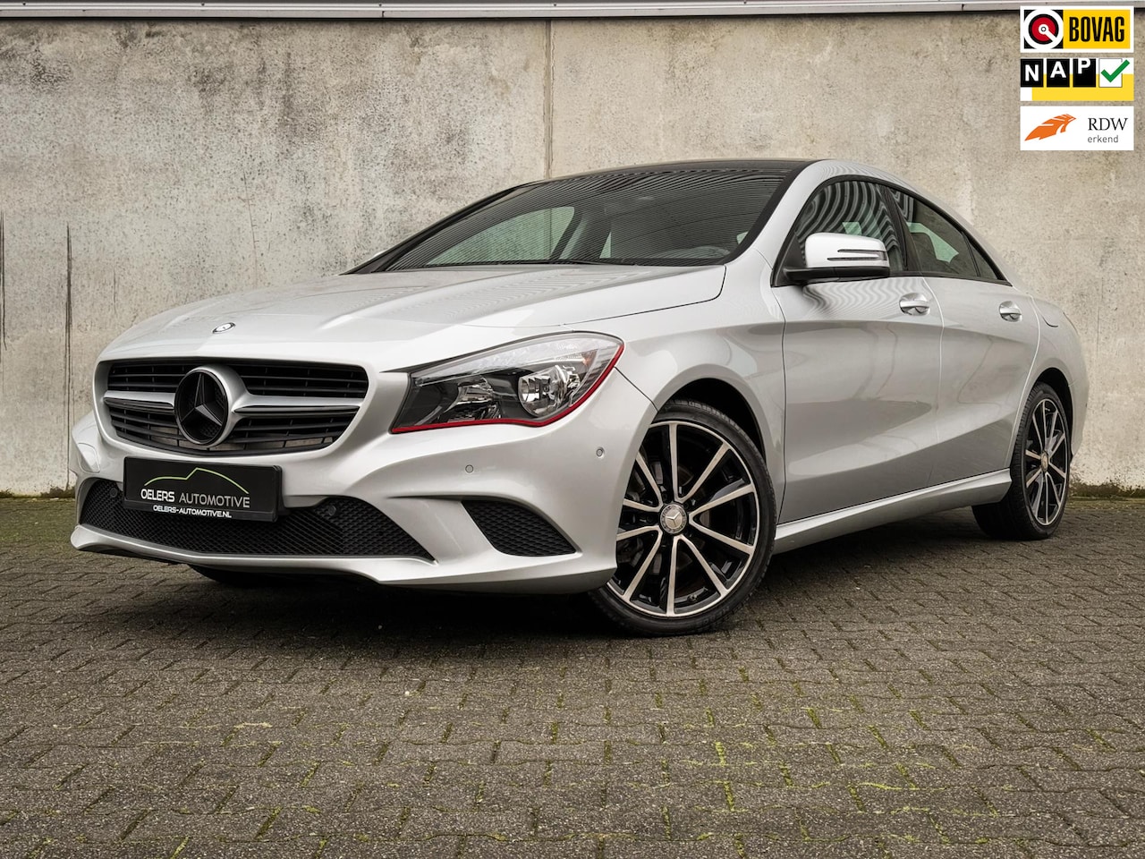 Mercedes-Benz CLA-Klasse - 180 Prestige | Clima | Cruise | Metalic | Leder | LM velgen | PDC | - AutoWereld.nl