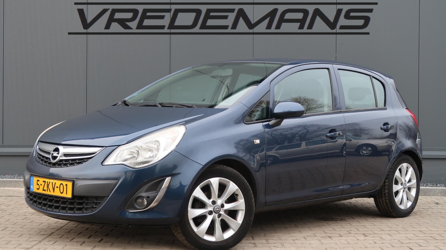 Opel Corsa - 1.2-16V Design Edition 1.2-16V Design Edition - AutoWereld.nl