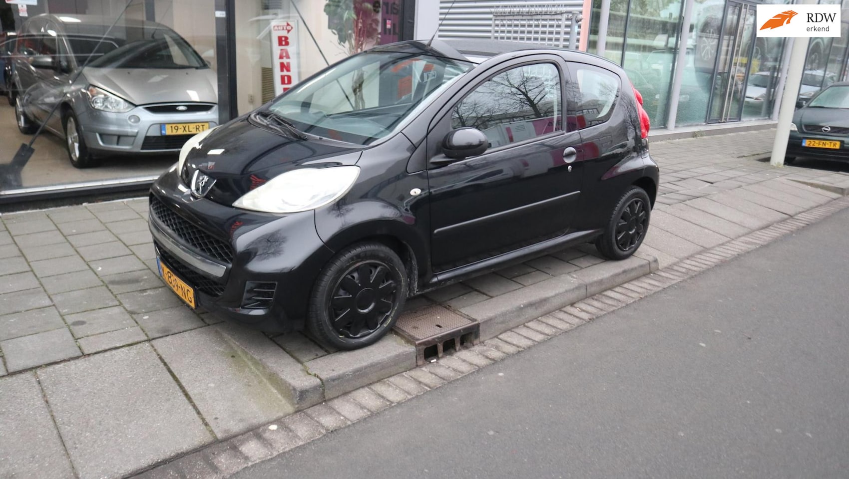 Peugeot 107 - 1.0-12V XR AIRCO - AutoWereld.nl