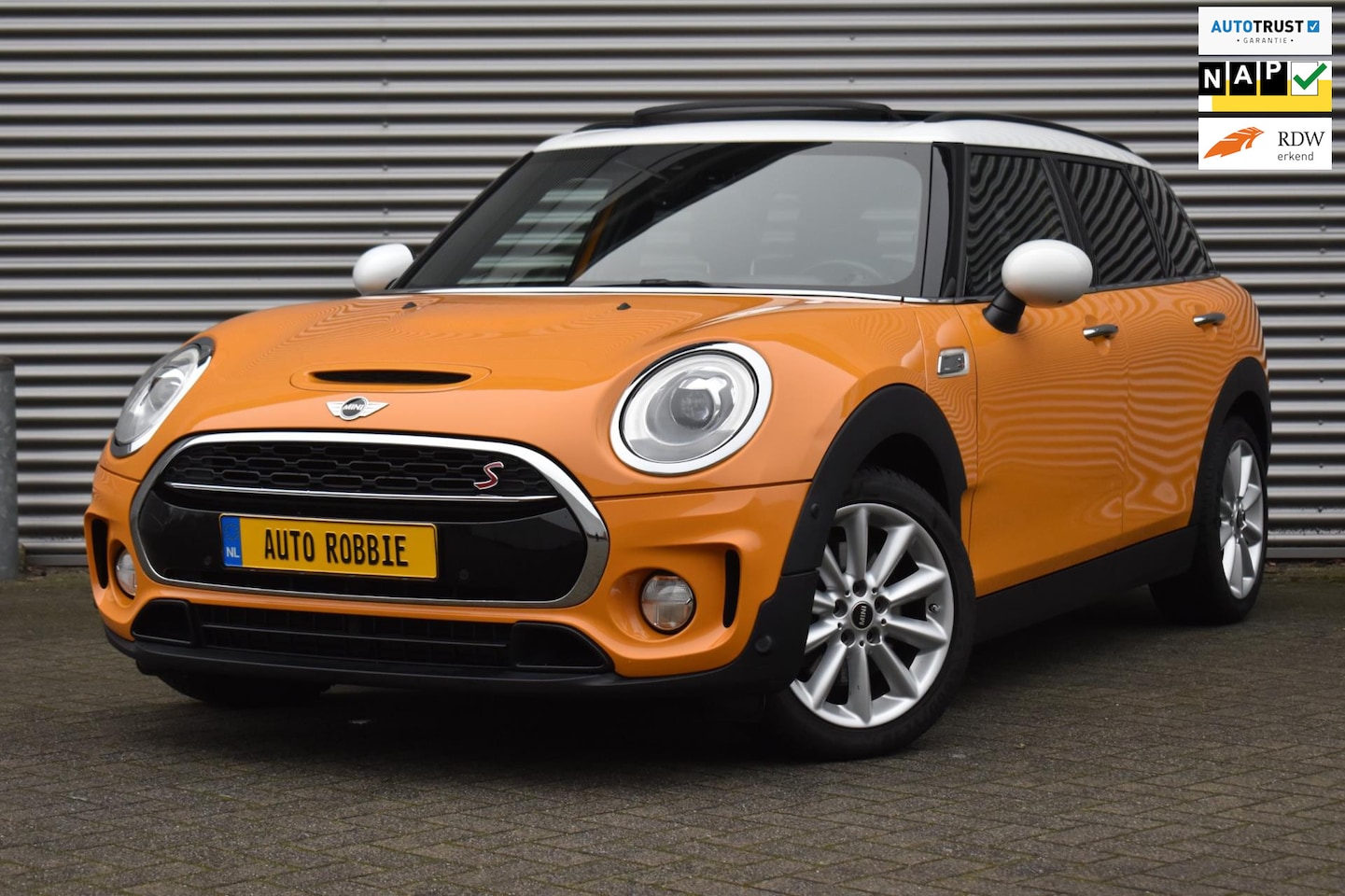 MINI Clubman - 2.0 Cooper S Mini 2.0 Cooper S, Airco, Ecc, Cruise, Navi, Panoramadak. - AutoWereld.nl