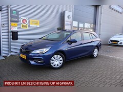 Opel Astra Sports Tourer - 1.2 Business Edition 130PK | Parkeersensoren Achter |Camera | Navi | Trekhaak | NL-Auto |