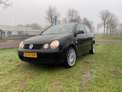 Volkswagen Polo - 1.4-16V Comfortline