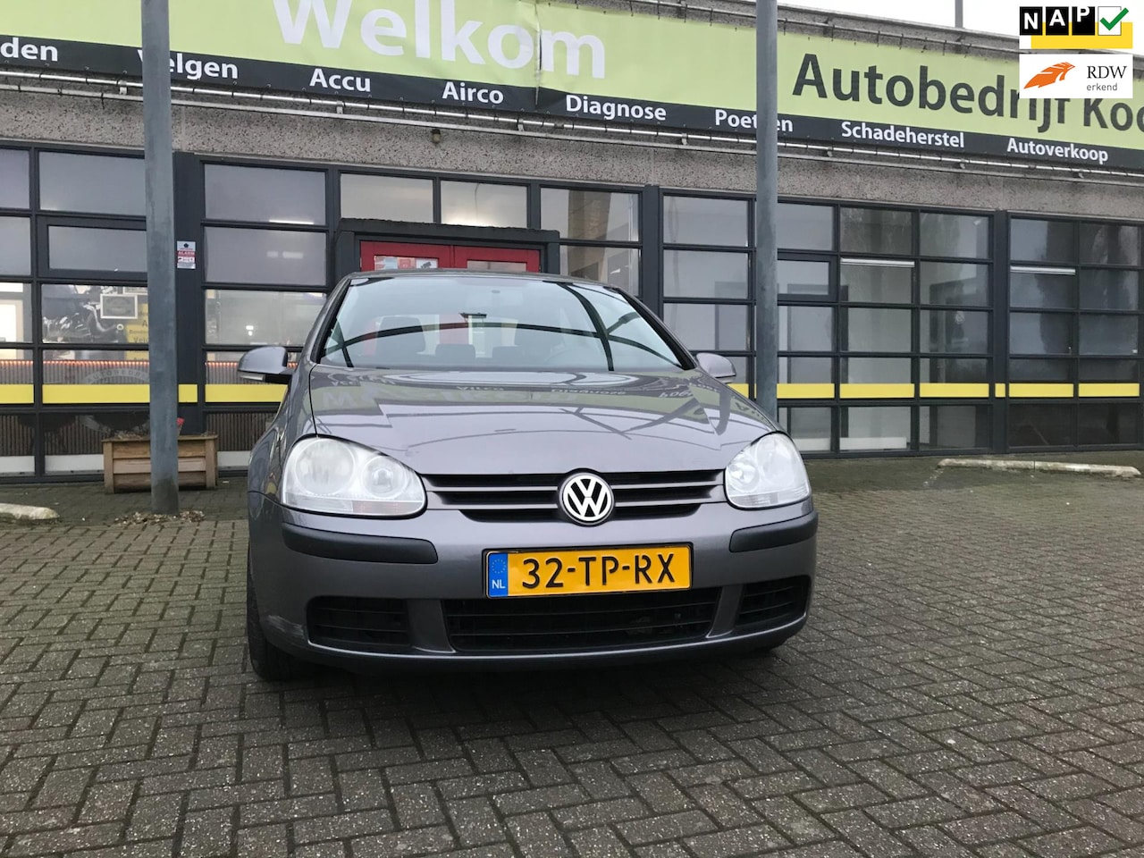 Volkswagen Golf - 2.0 FSI Comfortline Business 2.0 FSI Comfortline Business - AutoWereld.nl