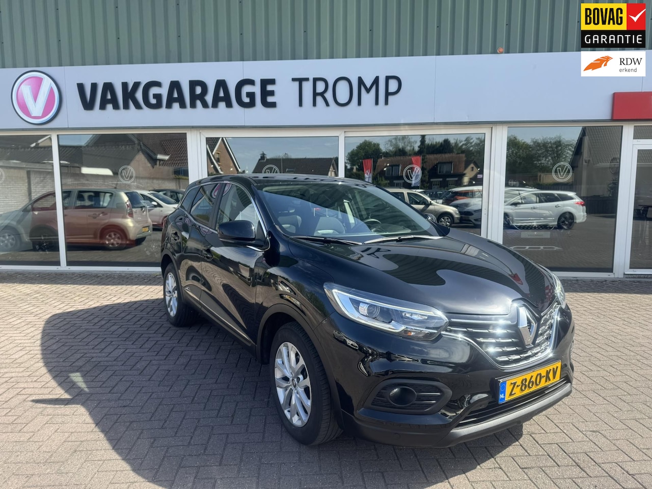 Renault Kadjar - 1.3 TCe Limited | Camera | Keyless | Navi - AutoWereld.nl