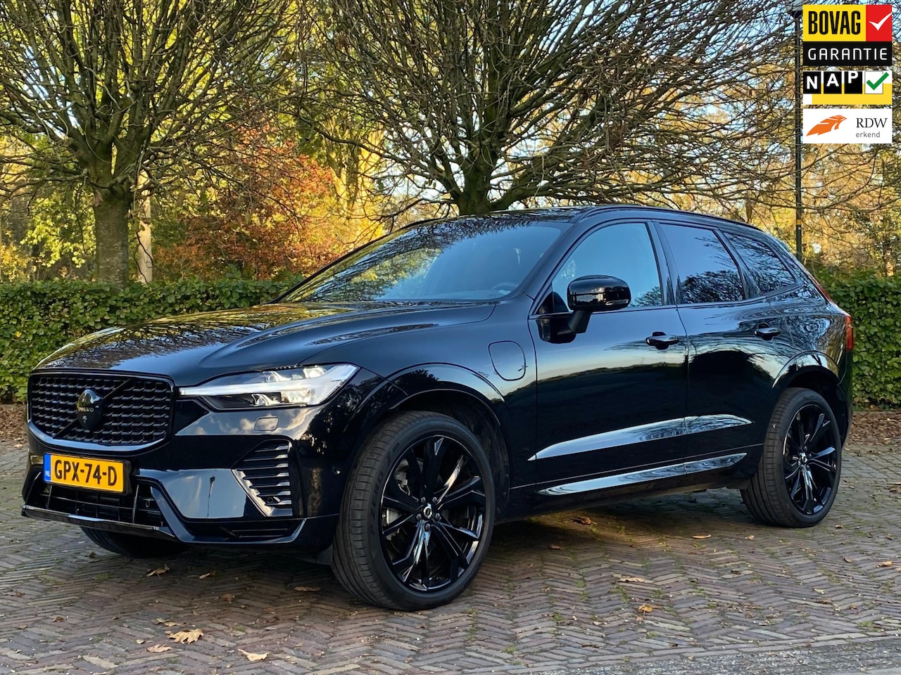 Volvo XC60 - T6 AWD Ultra Black | ZWARTE HEMEL | HUD | LED | LEDER| PANO | 360 | H&K | LONG RANGE - AutoWereld.nl