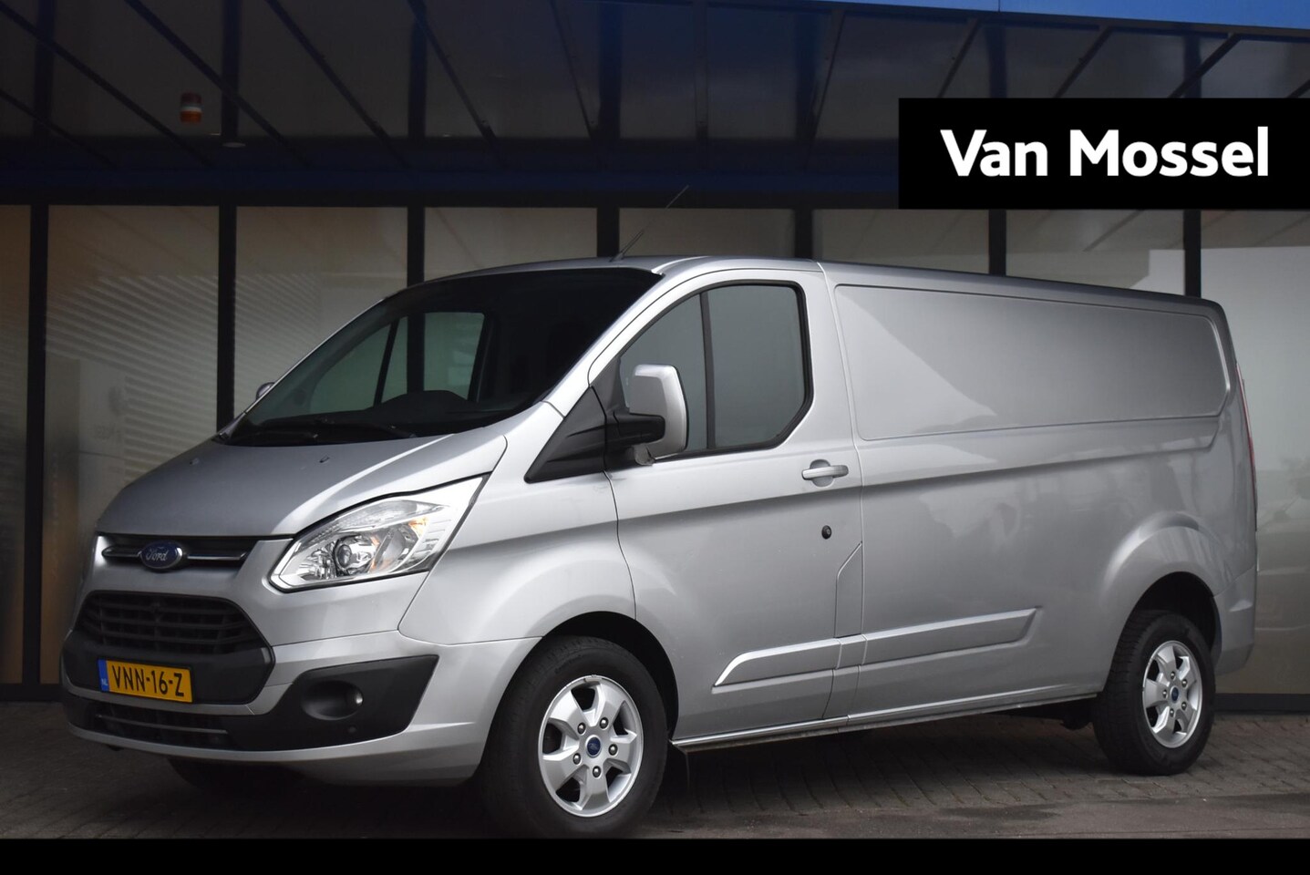 Ford Transit Custom - 290 2.0 TDCI L2H1 Limited | LMV | Achteruitrij Camera | Cruise Control | Parkeersensoren V - AutoWereld.nl