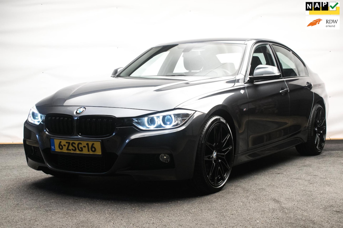 BMW 3-serie - 316i M Sport Edition ORG NL [ Alcantara 19 Inch Breedset Bi-Xenon Parkeersensoren Navigati - AutoWereld.nl