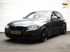 BMW 3-serie - 316i M Sport Edition ORG NL [ Alcantara 19 Inch Breedset Bi-Xenon Parkeersensoren Navigati