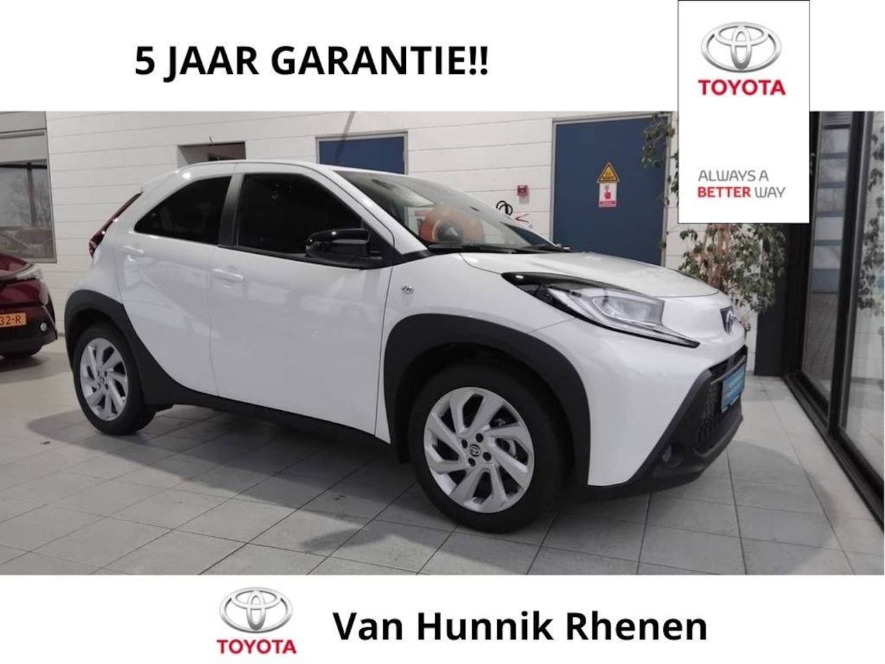 Toyota Aygo X - 1.0 VVT-i Automaat First | Stoelverw | LED | Apple-Android | - AutoWereld.nl