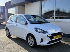 Hyundai i10 - 1.0 Comfort Facelift DAB Airco Apple Carplay Electr. Ramen Lane Assist