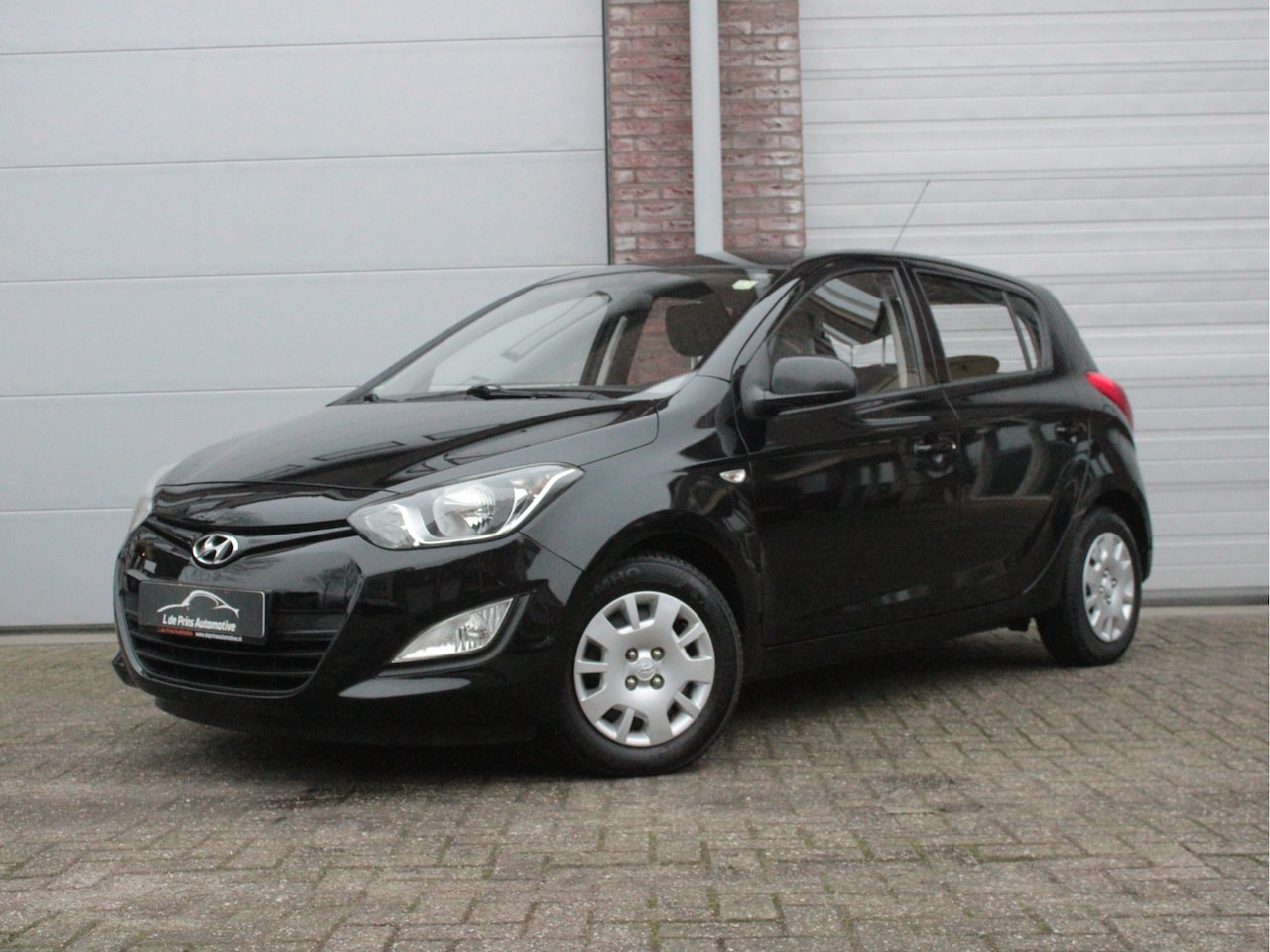 Hyundai i20 - 1.2i i-Drive Airco/Dealer onderhouden/Garantie - AutoWereld.nl