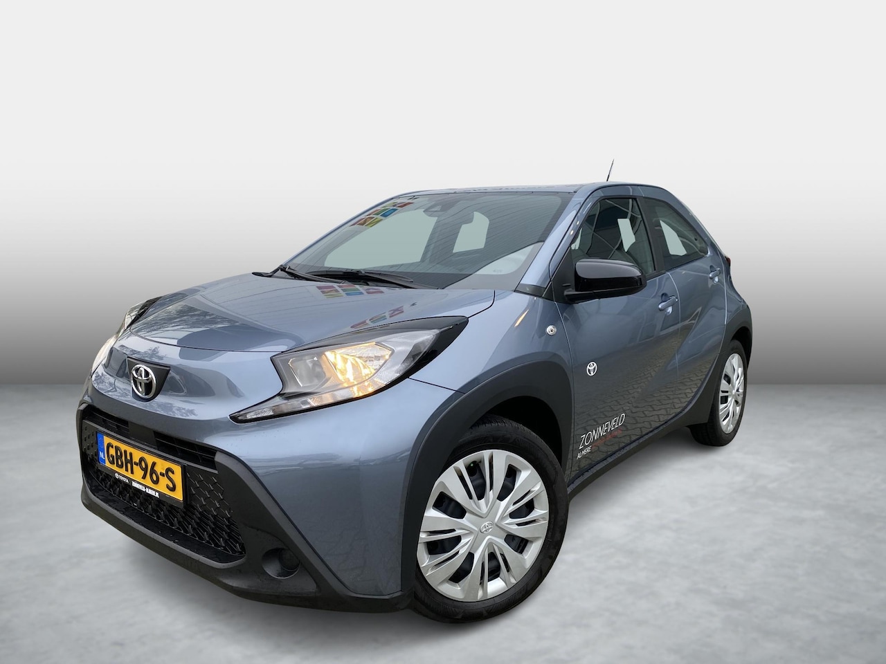 Toyota Aygo X - 1.0 VVT-i MT play 1.0 VVT-i MT Play - AutoWereld.nl