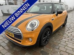 MINI Cooper - 1.5 Chili Business navigatie airco/ecc apk