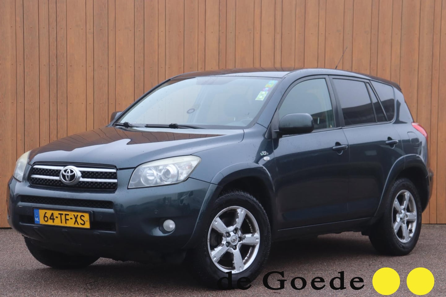 Toyota RAV4 - 2.2 D-CAT Executive 4WD leer org. NL-auto - AutoWereld.nl