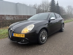 Alfa Romeo Giulietta - 1.4 T Progression / AIRCO ECC / CRUISE