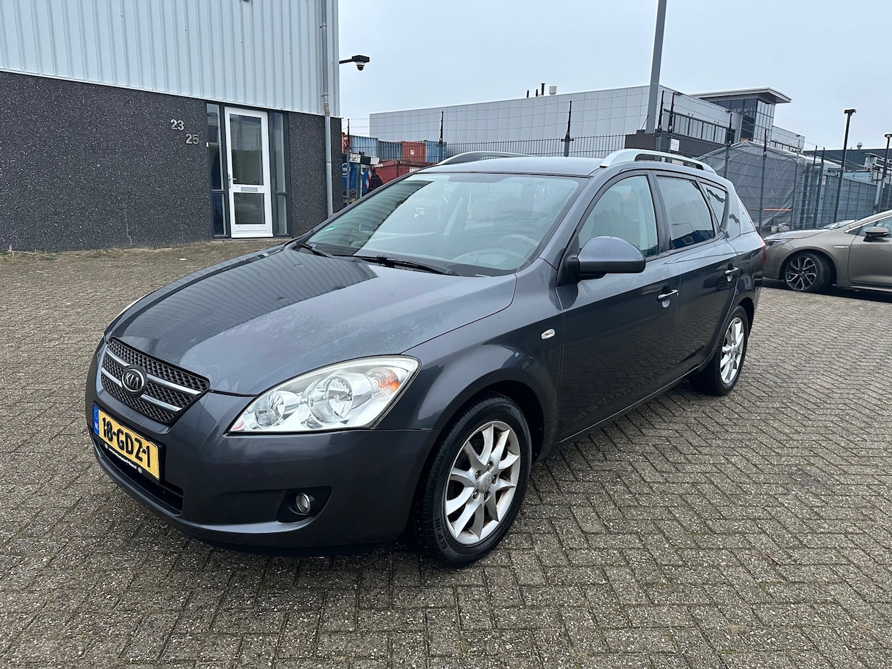 Kia Cee'd Sporty Wagon - 1.4 AIRCO All Stars 2008 - AutoWereld.nl