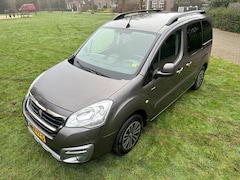 Peugeot Partner Tepee - 1.2 PureTech Allure *NAVIGATIE*AIRCO*CRUISE-CONTROL*PDC*2XSCHUIFDEUR