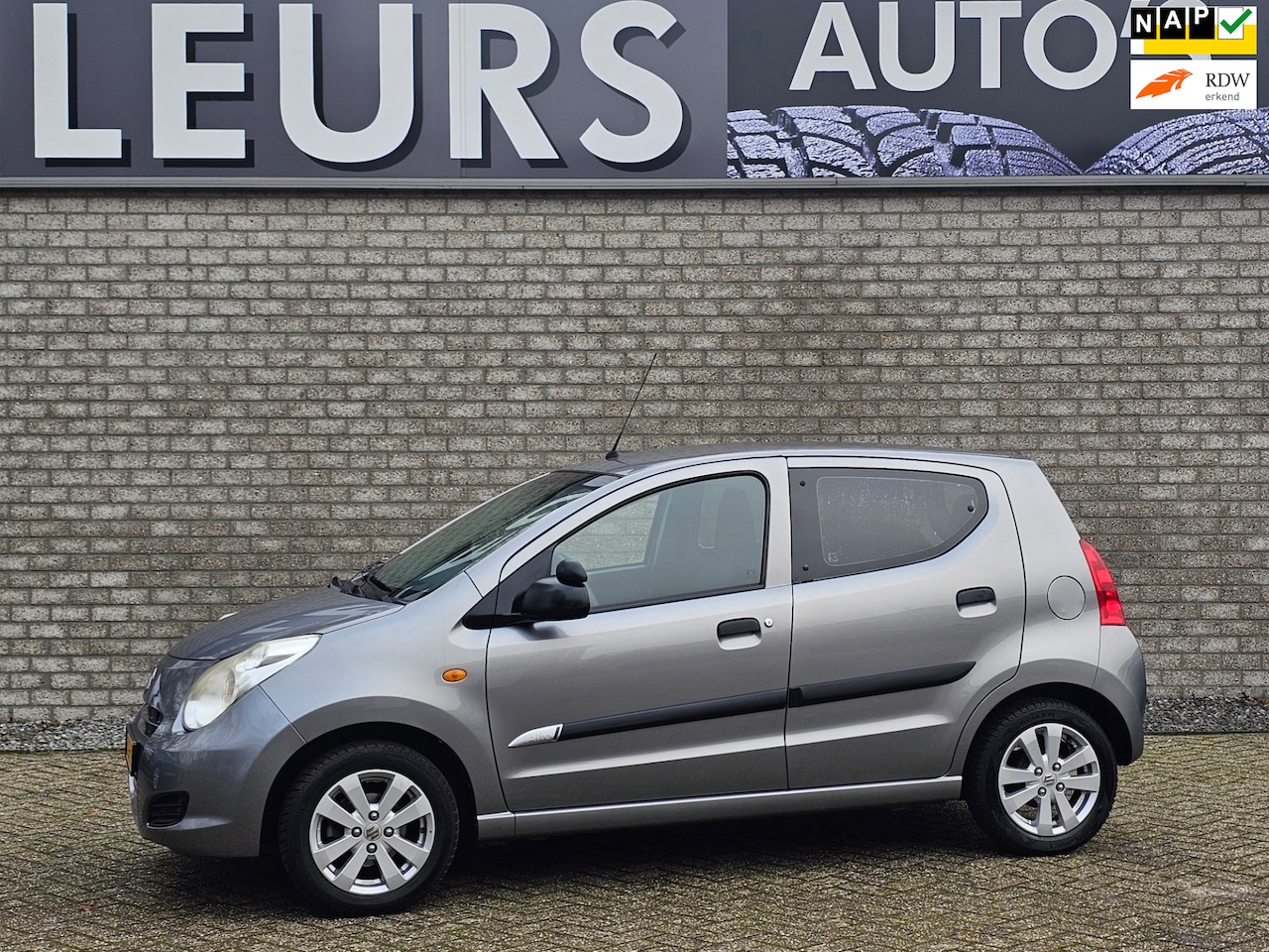 Suzuki Alto - 1.0 Celebration EASSS Airco/Trekhaak - AutoWereld.nl