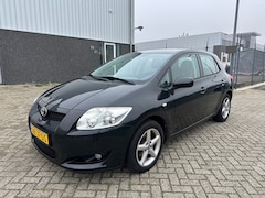 Toyota Auris - 1.6-16V Sol