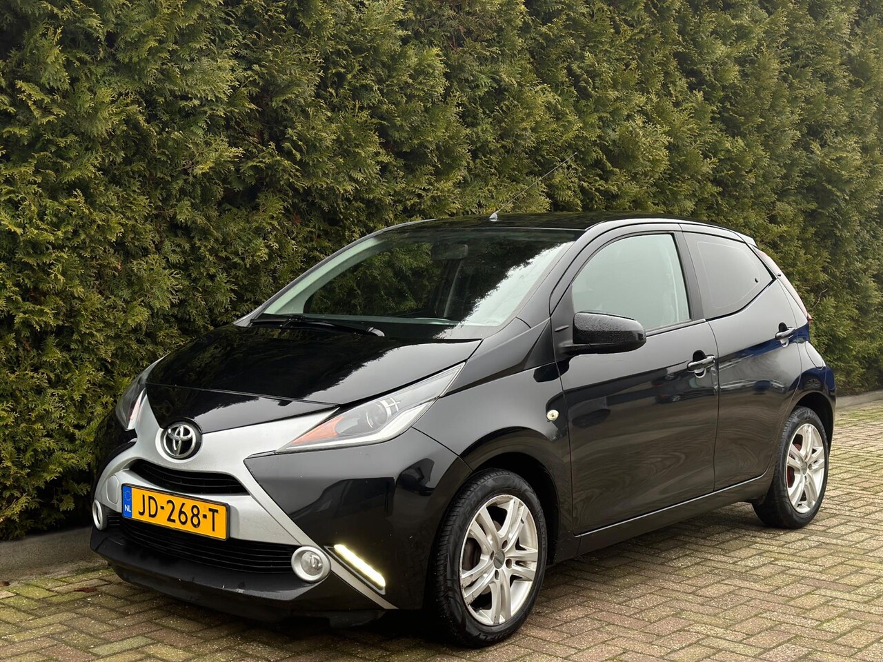 Toyota Aygo - 1.0 VVT-i CarPlay Camera Airco - AutoWereld.nl