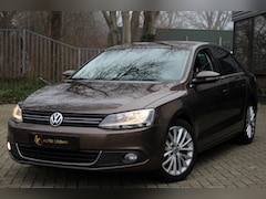 Volkswagen Jetta - 1.4 TSI Highline Leer + Automaat BJ.2014