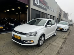 Volkswagen Polo - 1.2 TSI Comfortline Connected Series