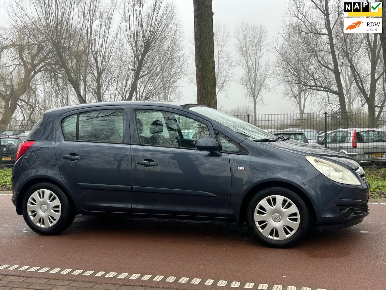 Opel Corsa - 1.2-16V Enjoy AIRCO!CRUISE!5DEURS! - AutoWereld.nl