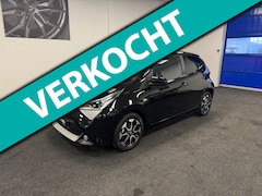 Toyota Aygo - 1.0 VVT-i x-joy // Camera // LED