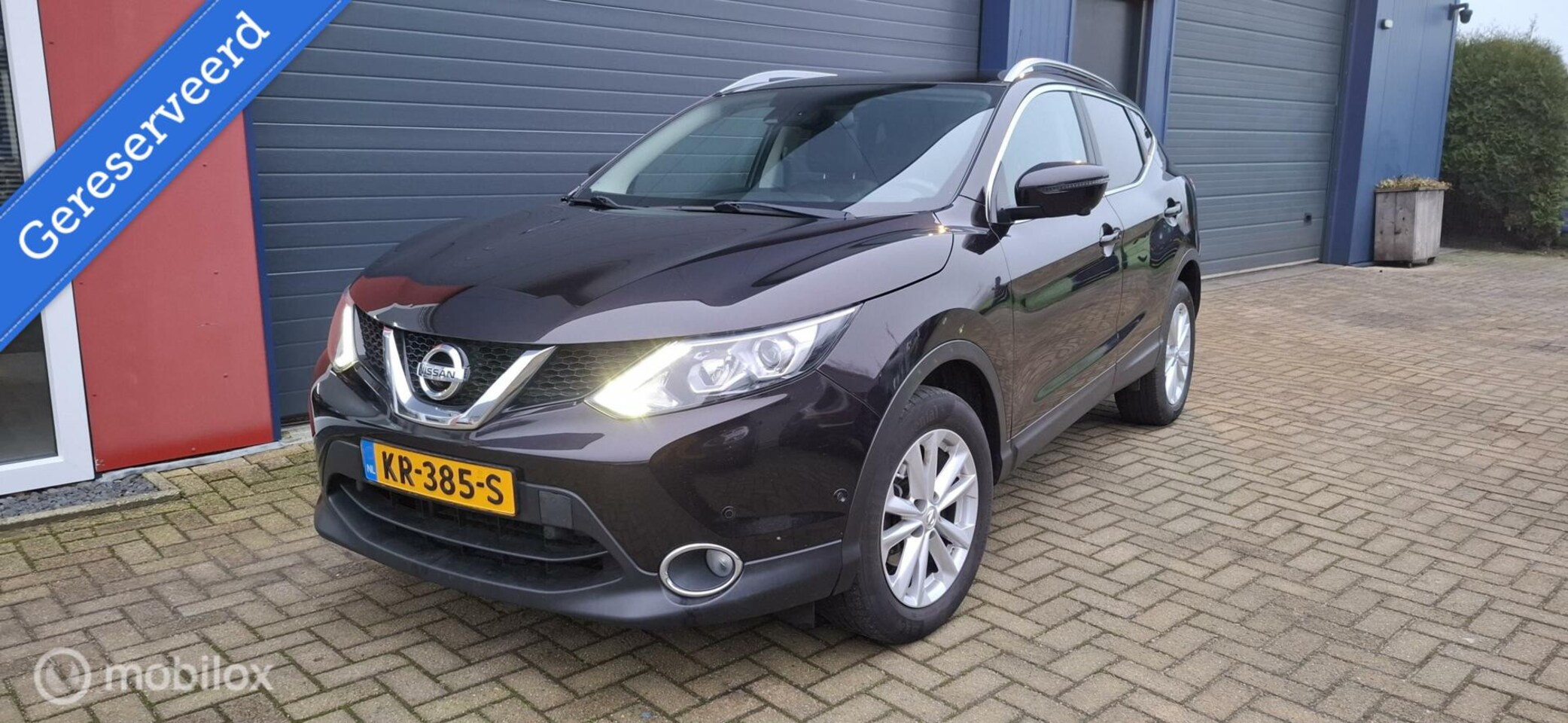 Nissan Qashqai - 1.5 dCi Tekna + 1.5 dCi Tekna,Pano,Trekhaak. - AutoWereld.nl