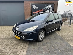 Peugeot 307 SW - 1.6-16V Premium 7-Persoons