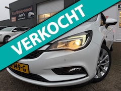 Opel Astra Sports Tourer - 1.6 CDTI Edition van 1ste Eig met parkeersensoren en navigatie en bluetooth telefoon - med