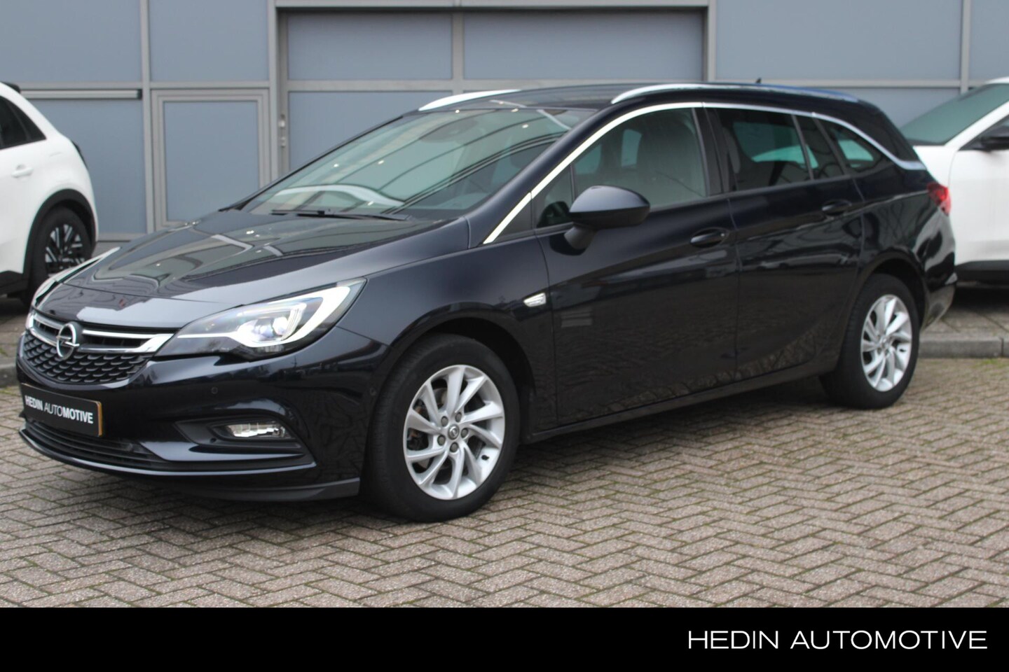 Opel Astra Sports Tourer - 1.4 Turbo 150pk Innovation | Navigatie | IntelliLux LED Matrix | Elektrische achterklep | - AutoWereld.nl