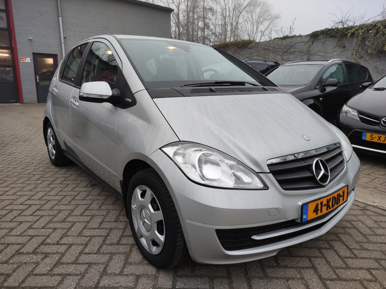 Mercedes-Benz A-klasse - 160 BlueEFFICIENCY Business Class. Airco, cruise control, trekhaak - AutoWereld.nl