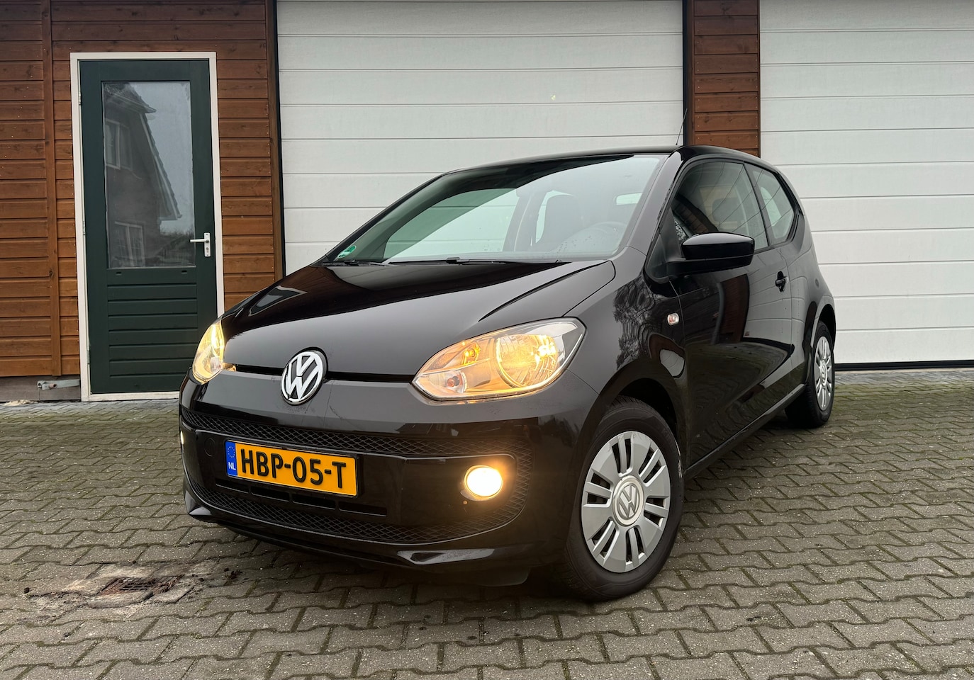 Volkswagen Up! - 1.0 high up! - AutoWereld.nl