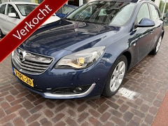 Opel Insignia Sports Tourer - 1.4 T EcoFLEX Edition navi xenon airco/ecc keurige auto