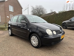 Volkswagen Polo - 1.4-16V Athene