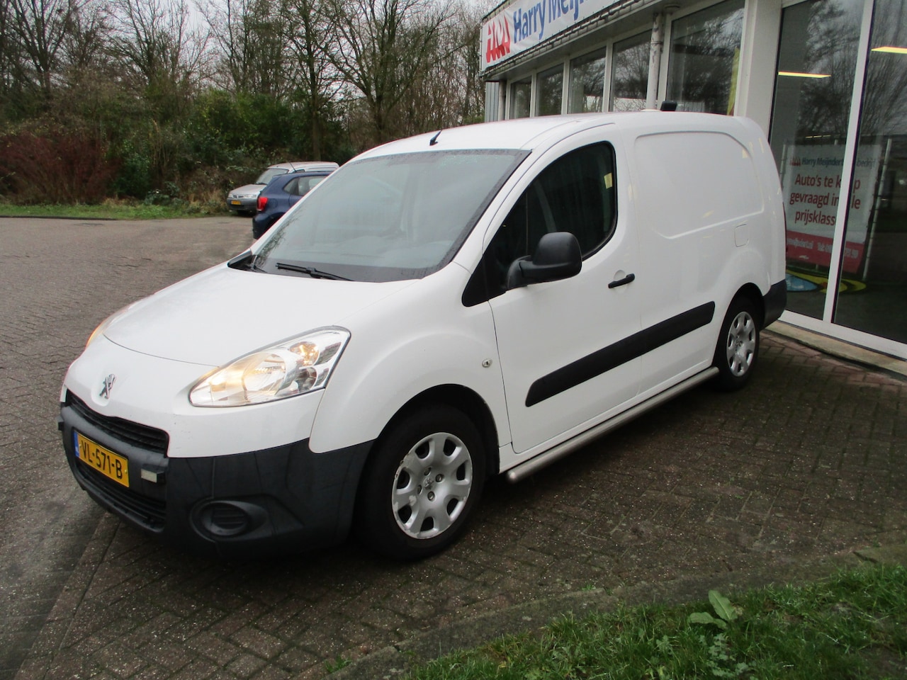 Peugeot Partner - 122 1.6 e-HDI L2 XT Profit + L2. Airco! - AutoWereld.nl