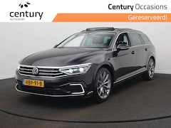 Volkswagen Passat Variant - 1.4 TSI PHEV GTE Business Standkachel / Trekhaak / Panoramadak