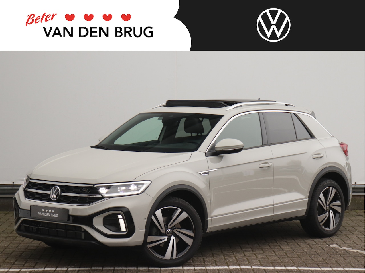 Volkswagen T-Roc - 1.5 TSI R-Line Edition 150pk DSG | Panoramadak | Navigatie | Camera | Park Assist | Dodeho - AutoWereld.nl