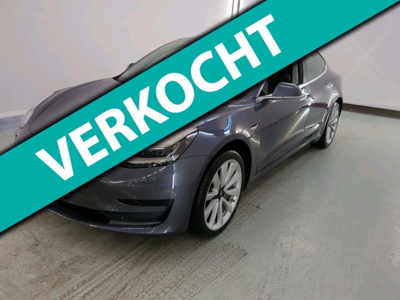 Tesla Model 3 - Standard RWD Plus 60 kWh AUTOPILOT PANO LEER 1 EIG - AutoWereld.nl