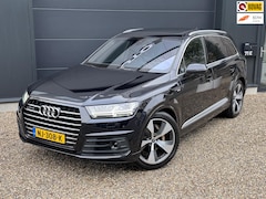 Audi Q7 - 3.0 TDI quattro Pro Line + 7p | S-line | Pano | HUD | Trekhaak | Luchtvering | Nachtzicht