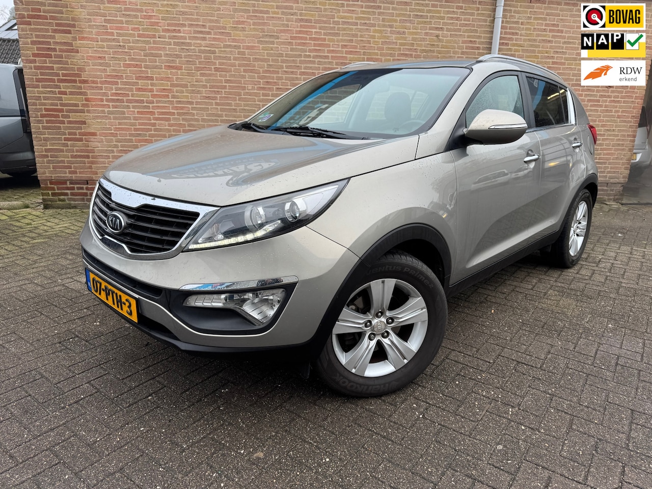 Kia Sportage - 1.6 GDI X-ecutive Plus Pack 1.6 GDI X-ecutive Plus Pack - AutoWereld.nl