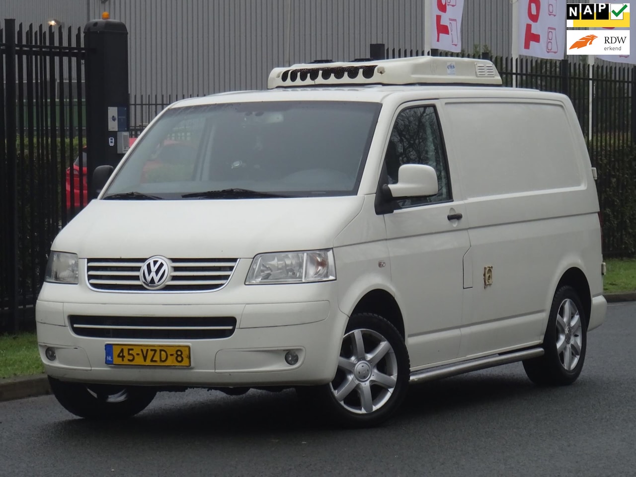 Volkswagen Transporter - 2.5 TDI DSG KOELWAGEN NAP/LEER/AIRCO - AutoWereld.nl