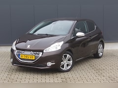 Peugeot 208 - 1.4 VTi Allure | Half leer | PDC | Sportstoelen