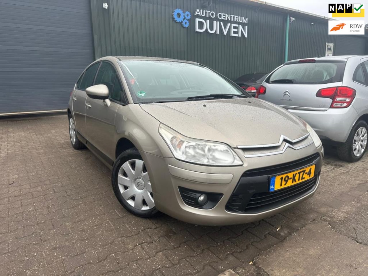 Citroën C4 - 1.4 16V Image | Nieuw APK | Nieuwe Ketting - AutoWereld.nl