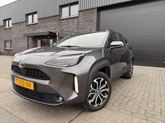 Toyota Yaris Cross - 1.5 Hybrid Dynamic | 1E EIGENAAR | 12MND GARANTIE | AUTOMAAT | NAVI | CARPLAY | LMV |